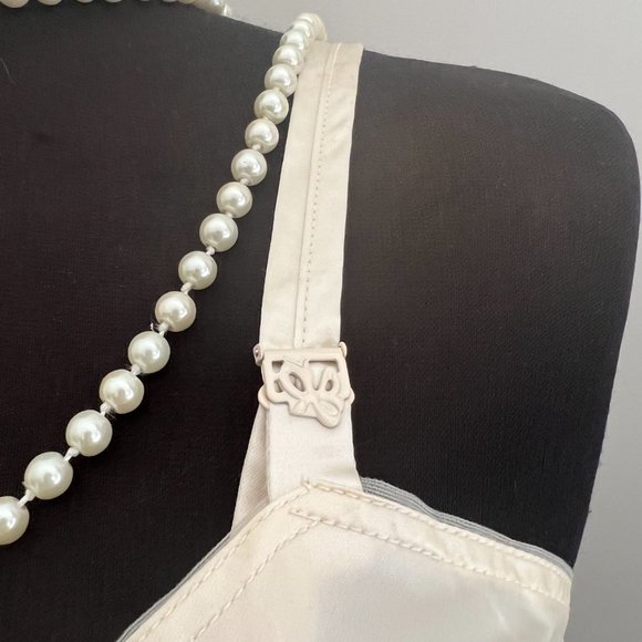 Vintage Edith Lances Minimizing Hand Sewn Bra In Cream Nude - Picture 7 of 13